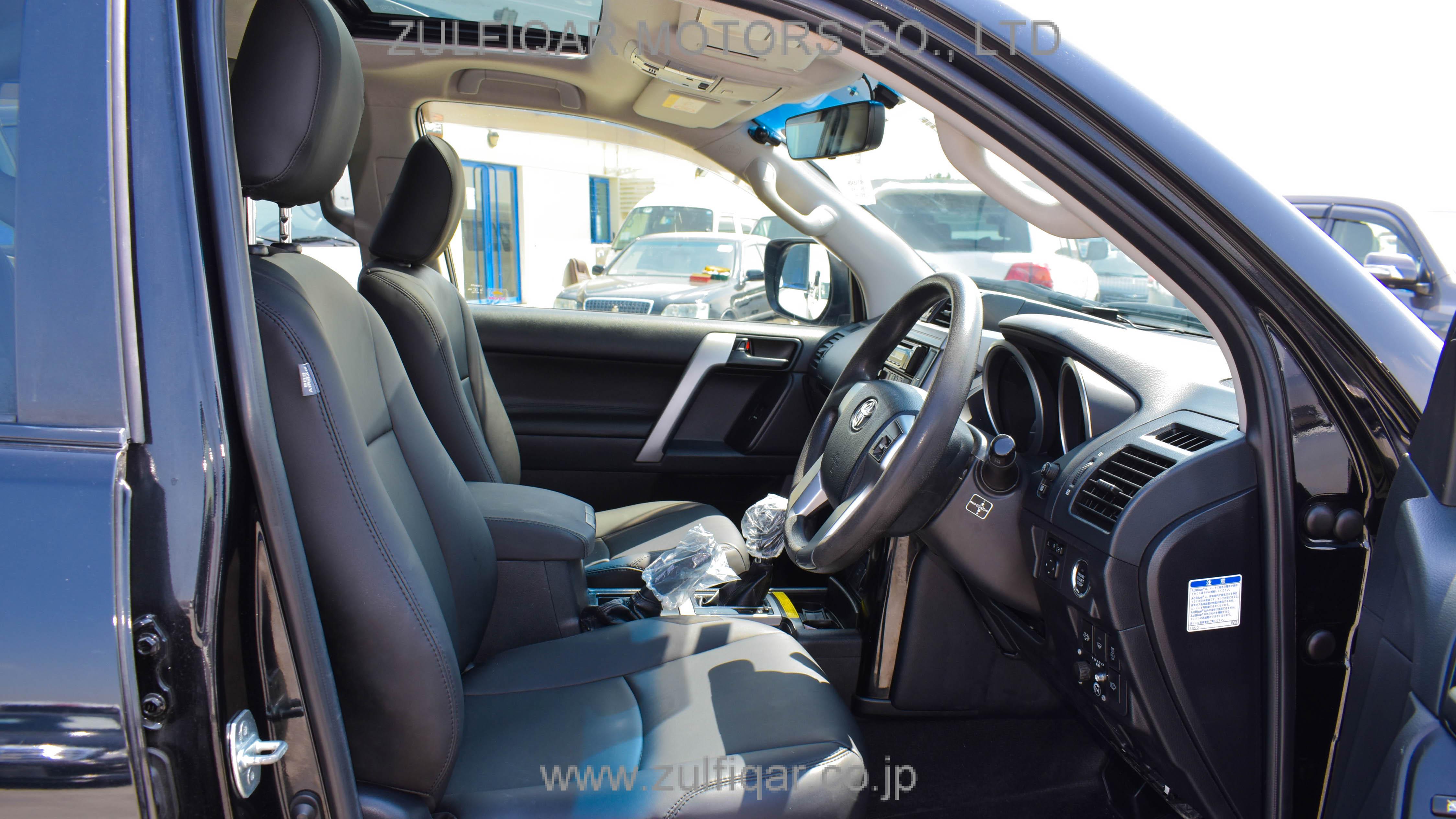 TOYOTA PRADO 2017 Image 9