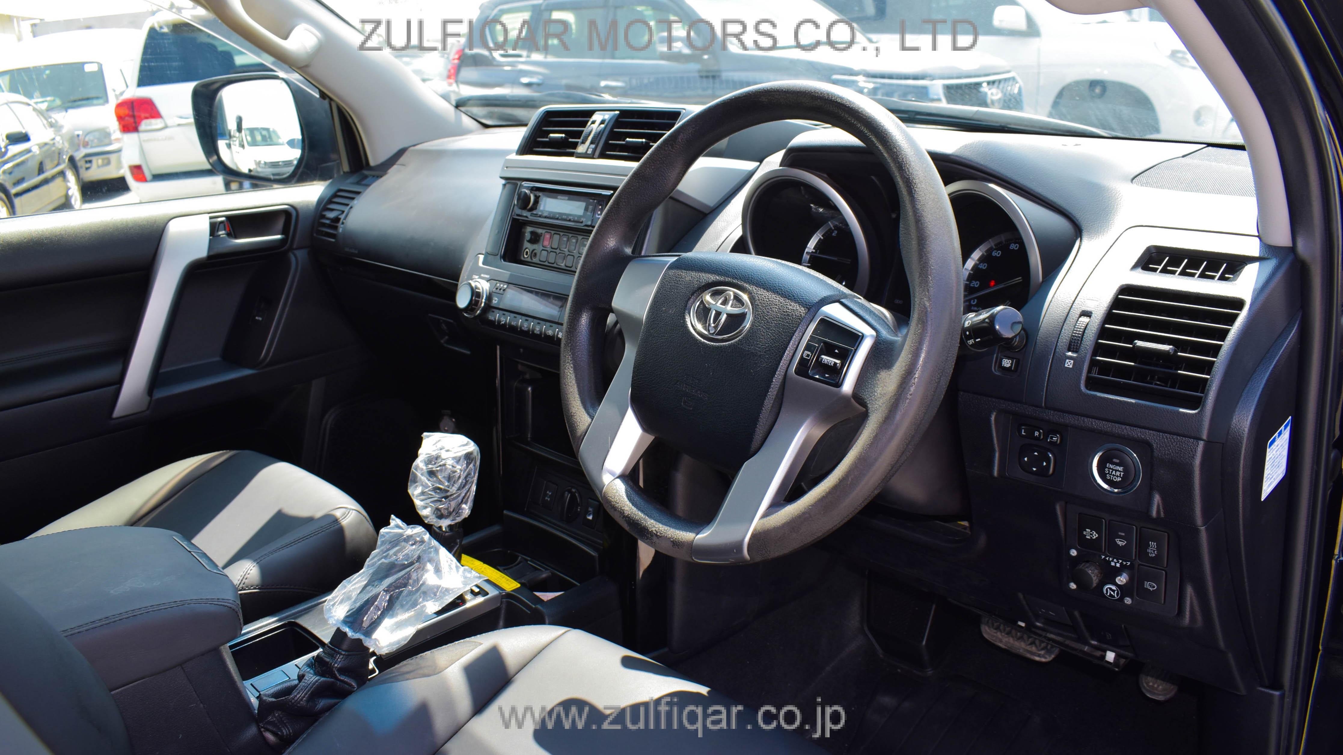 TOYOTA PRADO 2017 Image 10