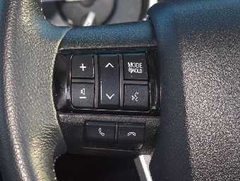 TOYOTA HILUX 2021 Image 12