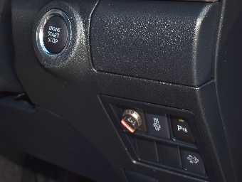 TOYOTA HILUX 2021 Image 13