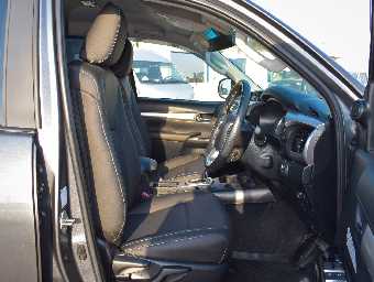 TOYOTA HILUX 2021 Image 17