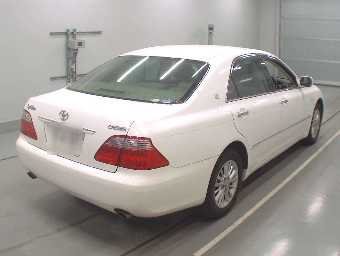 TOYOTA CROWN 2006 Image 2