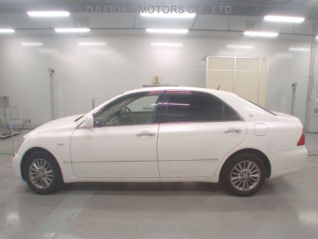 TOYOTA CROWN 2006 Image 4