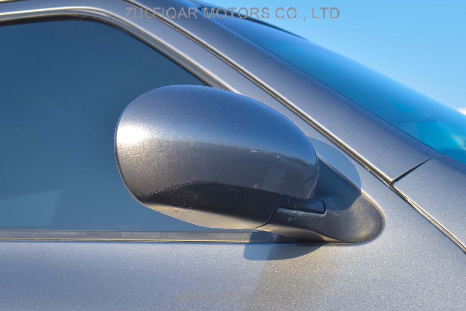 NISSAN JUKE 2011 Image 9