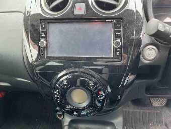 NISSAN NOTE 2018 Image 7