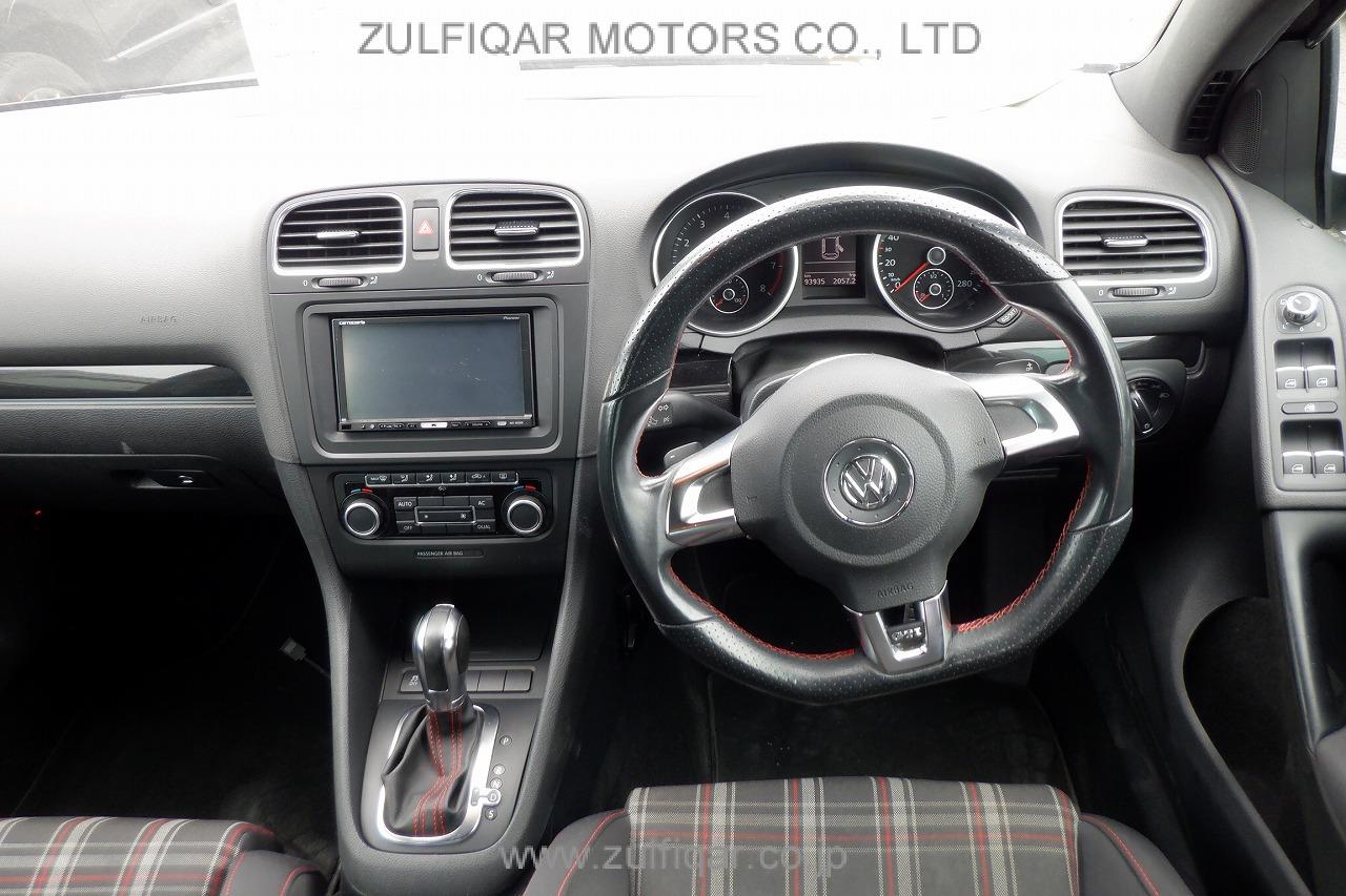 VOLKSWAGEN GOLF 2011 Image 7