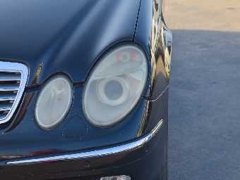 MERCEDES BENZ E CLASS 2004 Image 13