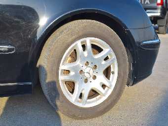 MERCEDES BENZ E CLASS 2004 Image 16