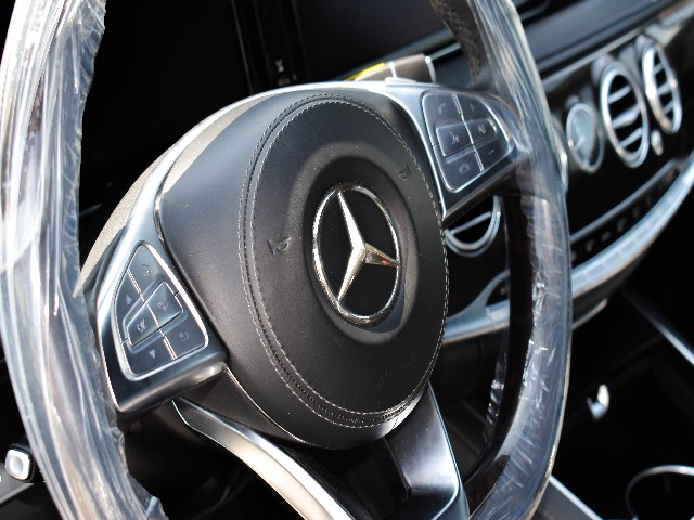 MERCEDES BENZ S CLASS 2015 Image 20