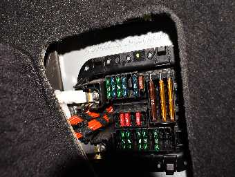 MERCEDES BENZ S CLASS 2015 Image 20