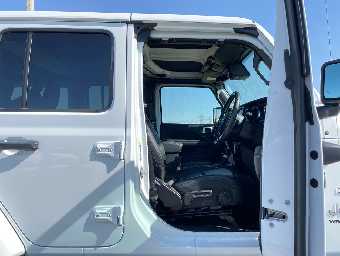 JEEP WRANGLER 2020 Image 12