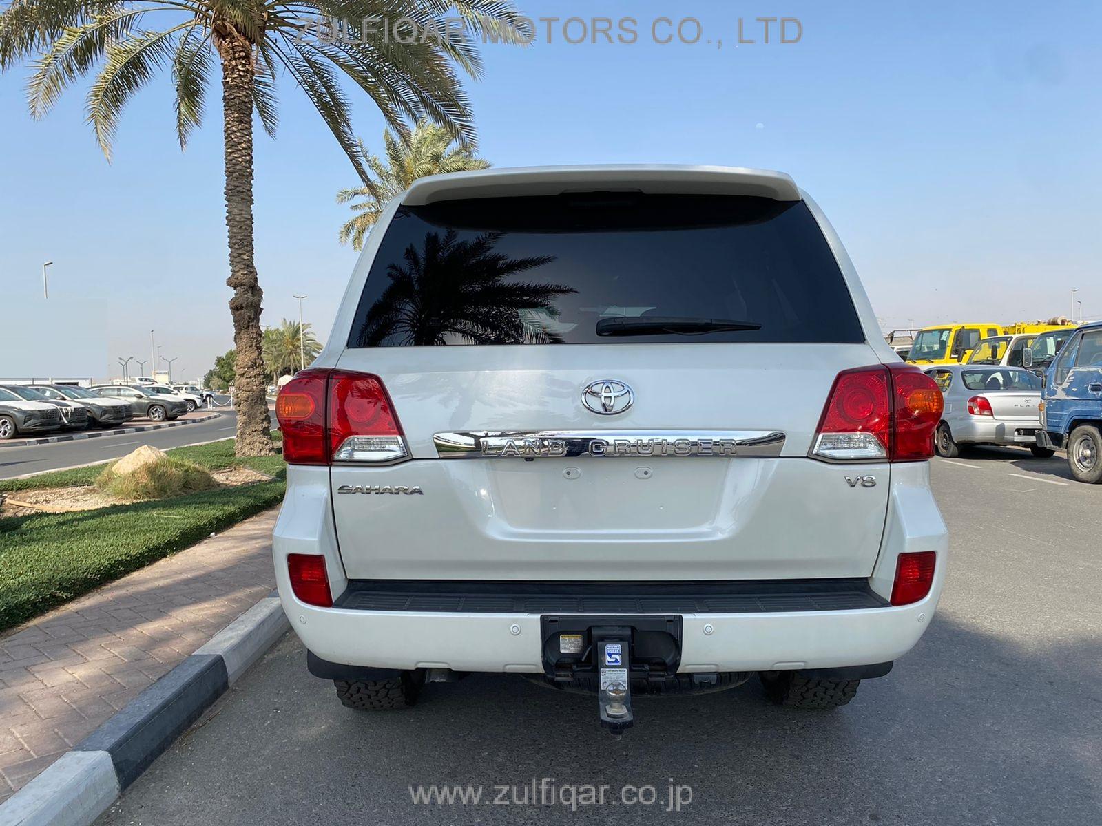 TOYOTA LAND CRUISER 2015 Image 2