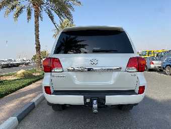 TOYOTA LAND CRUISER 2015 Image 2