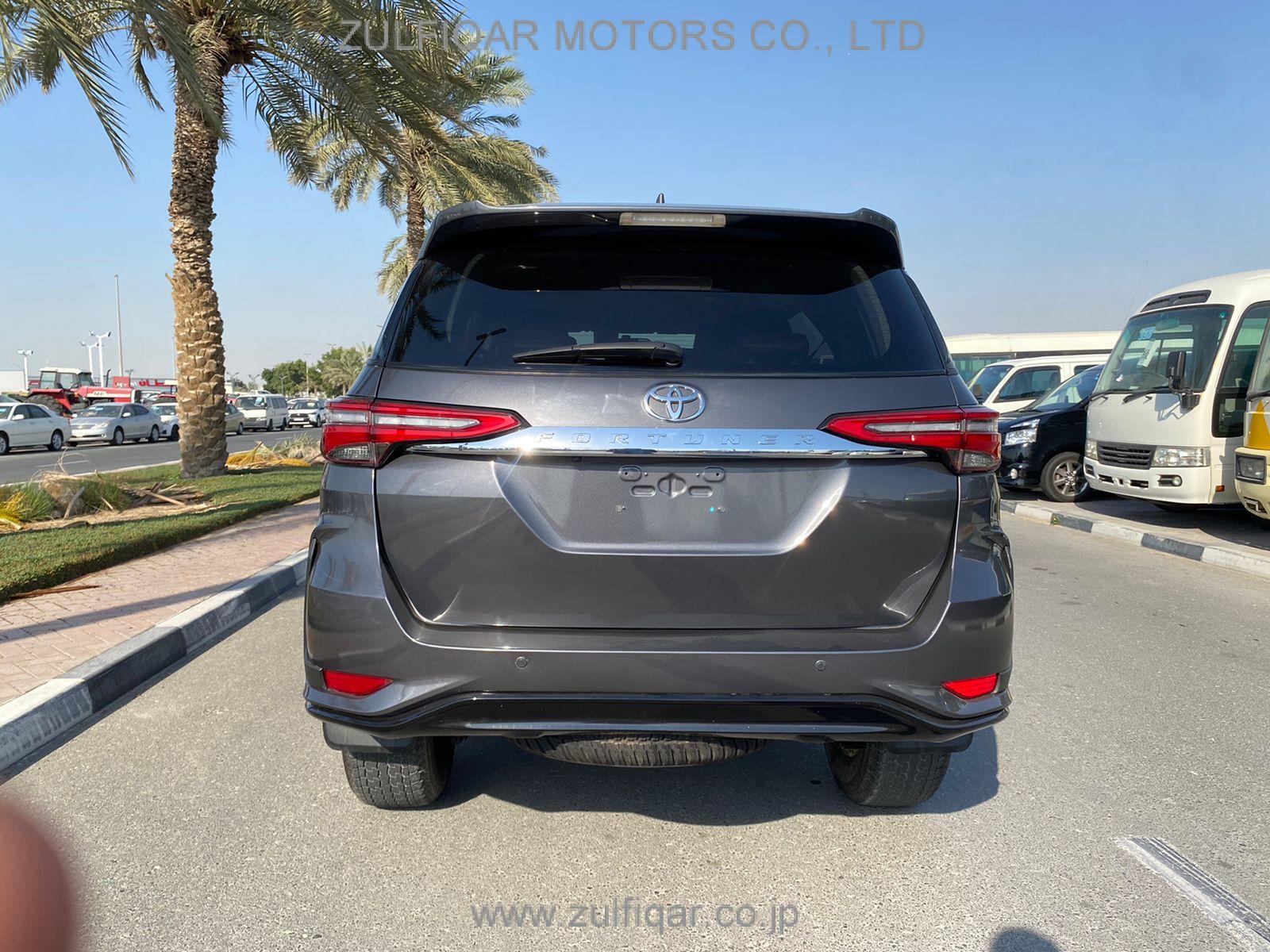 TOYOTA FORTUNER 2020 Image 2