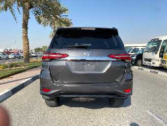 TOYOTA FORTUNER 2020 Image 2