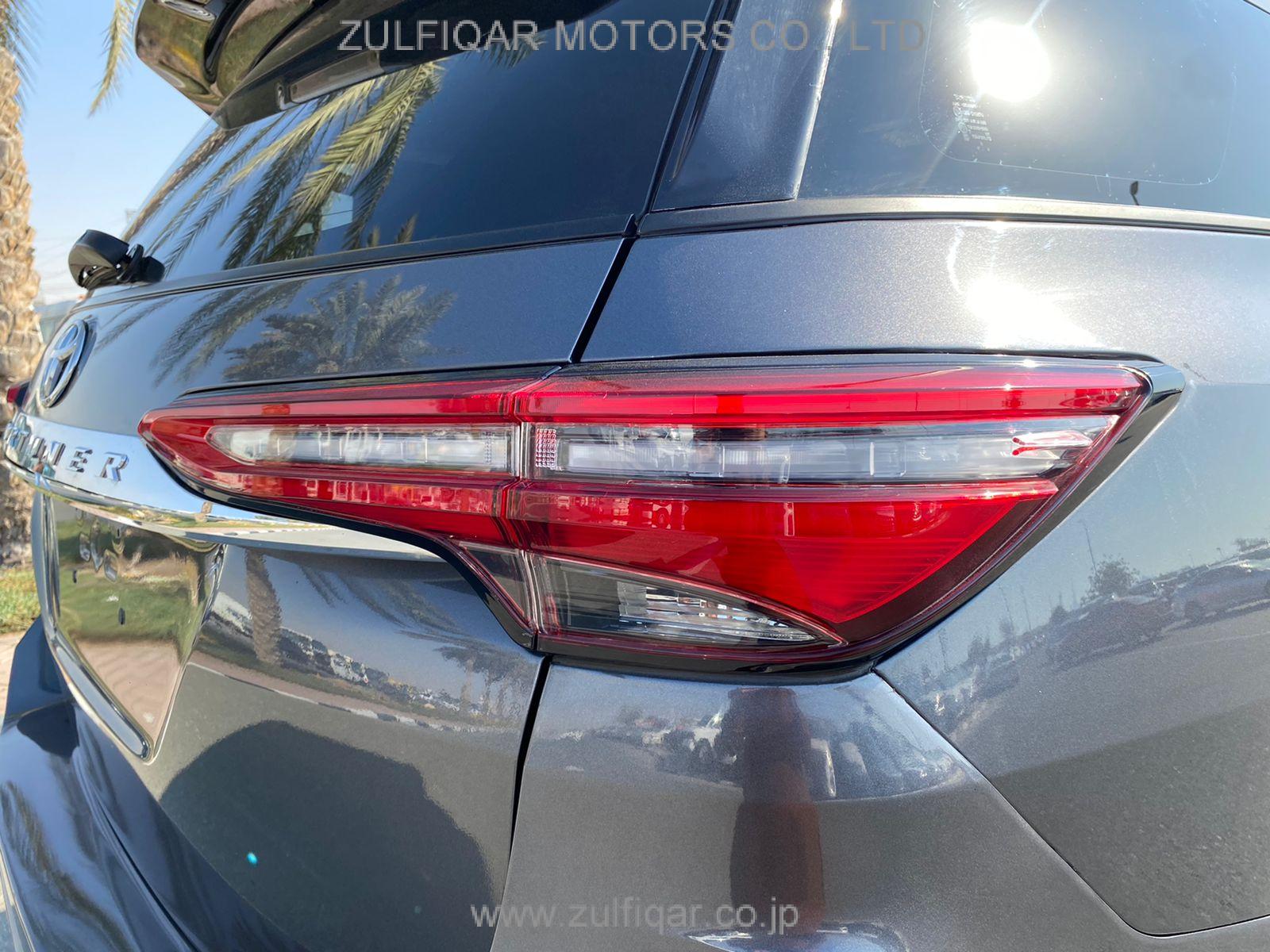 TOYOTA FORTUNER 2020 Image 19