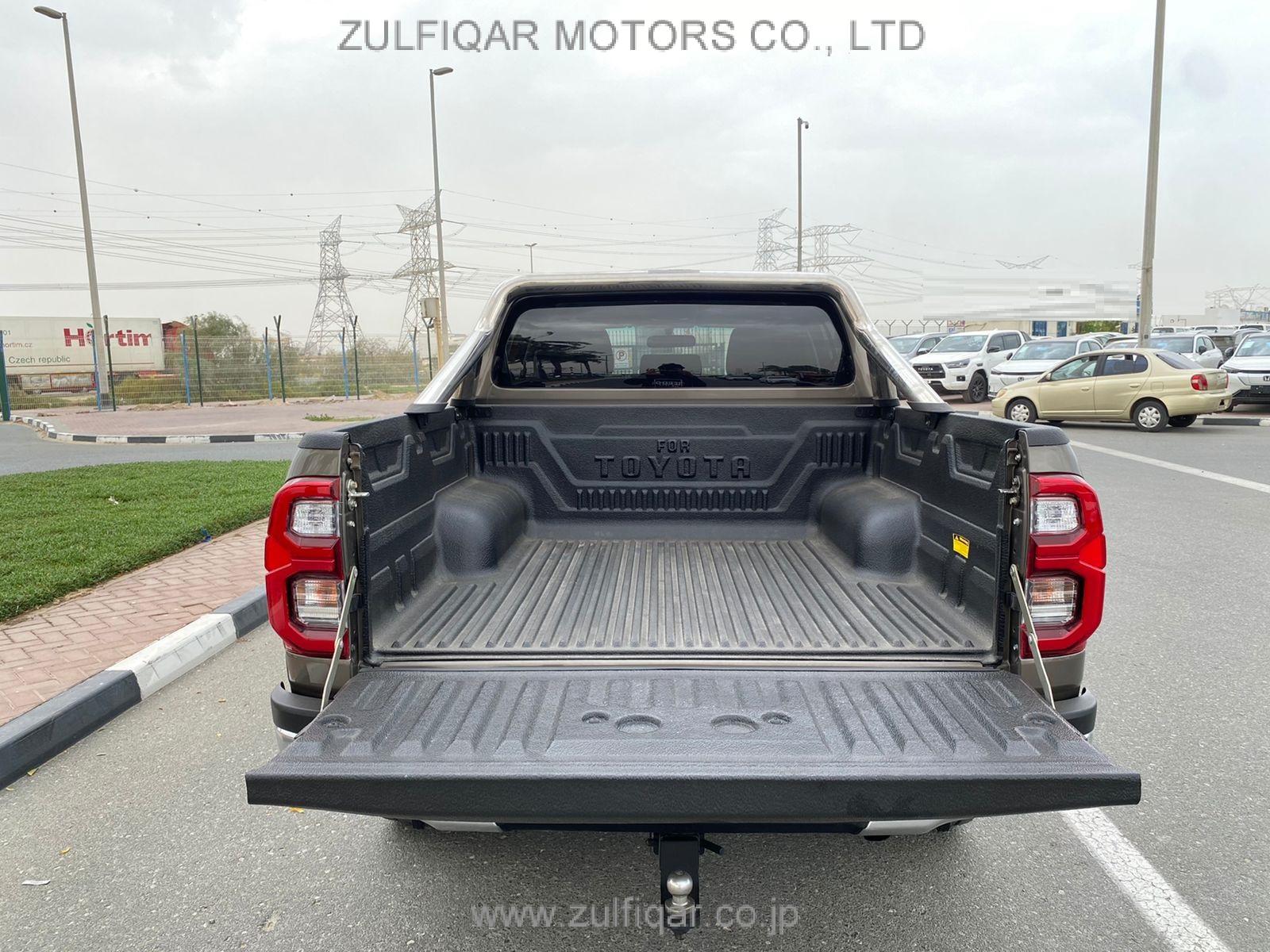 TOYOTA HILUX 2016 Image 2