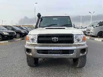 TOYOTA LAND CRUISER 2015 Image 1