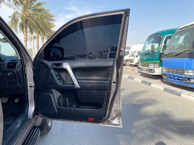 TOYOTA PRADO 2021 Image 20