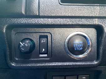 TOYOTA PRADO 2021 Image 17