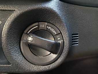 TOYOTA HILUX 2021 Image 15