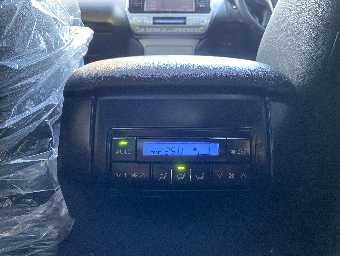 TOYOTA PRADO 2018 Image 15