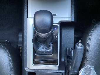 TOYOTA PRADO 2018 Image 17