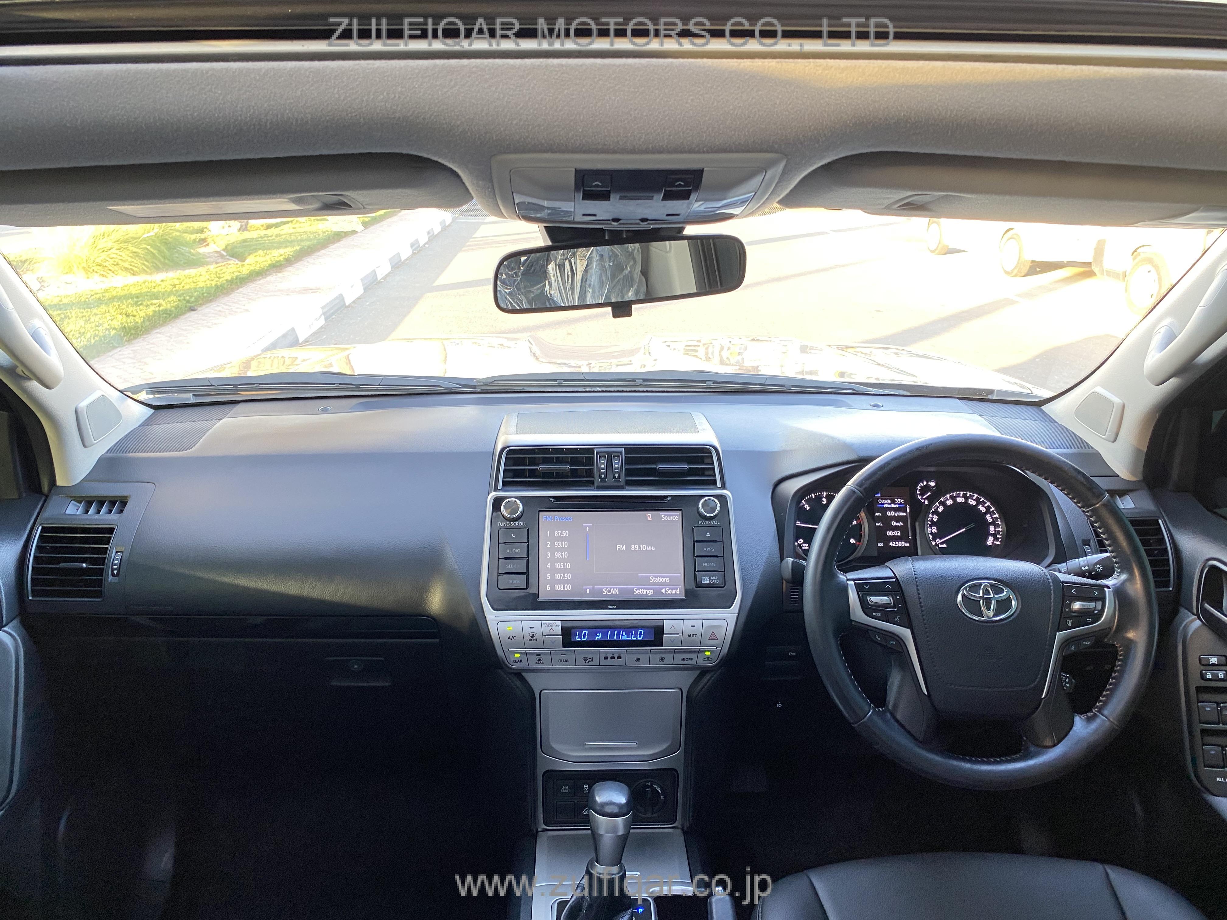 TOYOTA PRADO 2018 Image 24