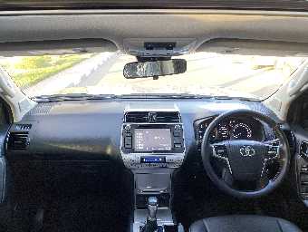 TOYOTA PRADO 2018 Image 18