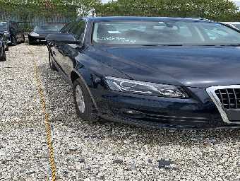 AUDI Q5 2010 Image 10