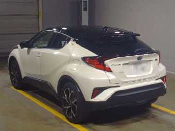 TOYOTA C-HR 2020 Image 4