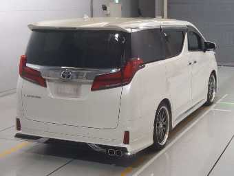 TOYOTA ALPHARD 2019 Image 2