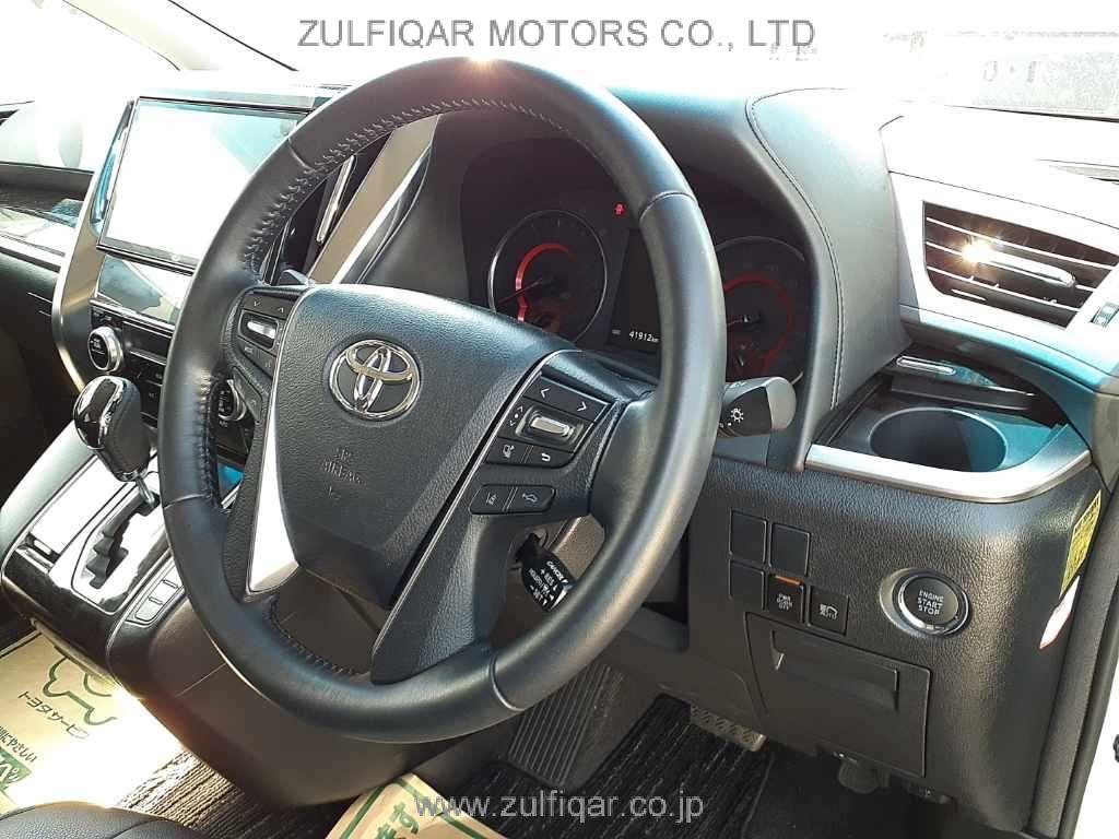 TOYOTA ALPHARD 2019 Image 7
