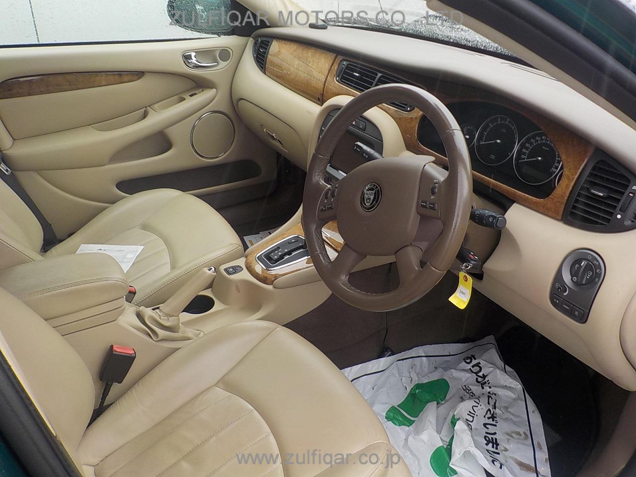 JAGUAR XF 2007 Image 12