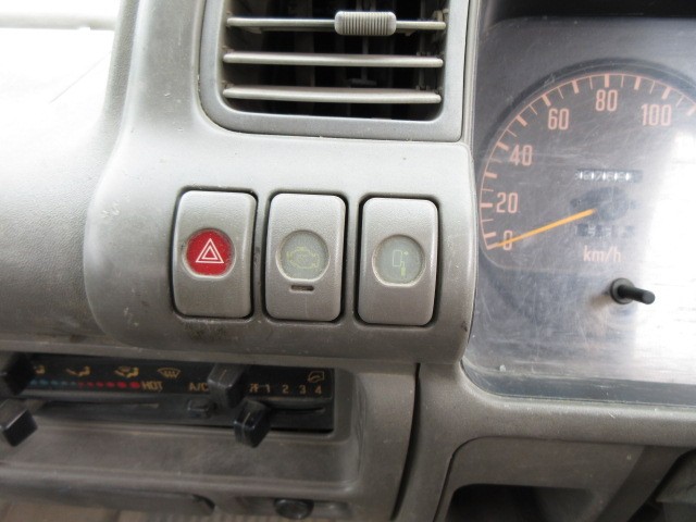 ISUZU ELF DUMP TRUCK 1997 Image 30