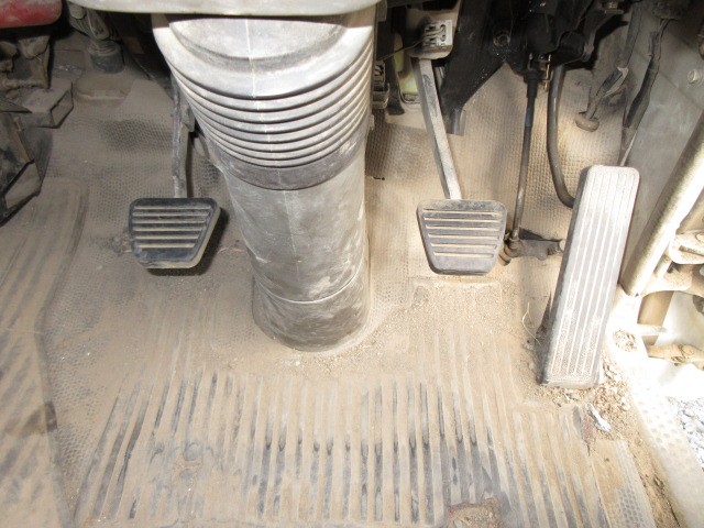 ISUZU ELF DUMP TRUCK 1997 Image 31