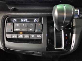 HONDA STEPWGN SPADA 2018 Image 13