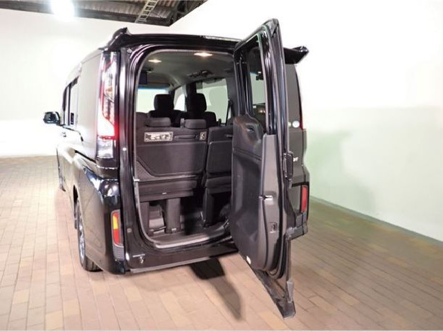 HONDA STEPWGN SPADA 2018 Image 38