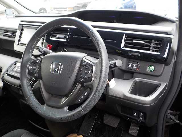 HONDA STEPWGN SPADA 2018 Image 42