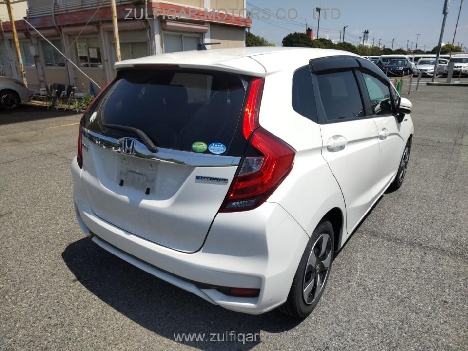 HONDA FIT HYBRID 2018 Image 2