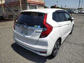 HONDA FIT HYBRID 2018 Image 2