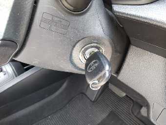 TOYOTA COROLLA AXIO 2018 Image 13