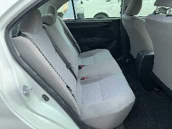 TOYOTA COROLLA AXIO 2018 Image 17