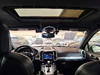 PORSCHE CAYENNE 2010 Image 14