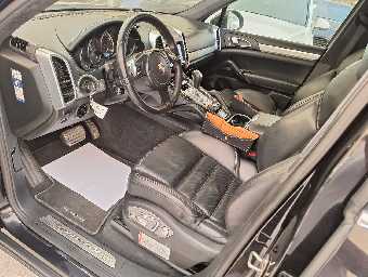 PORSCHE CAYENNE 2010 Image 15