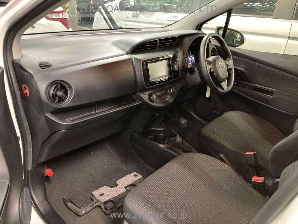 TOYOTA VITZ 2020 Image 7