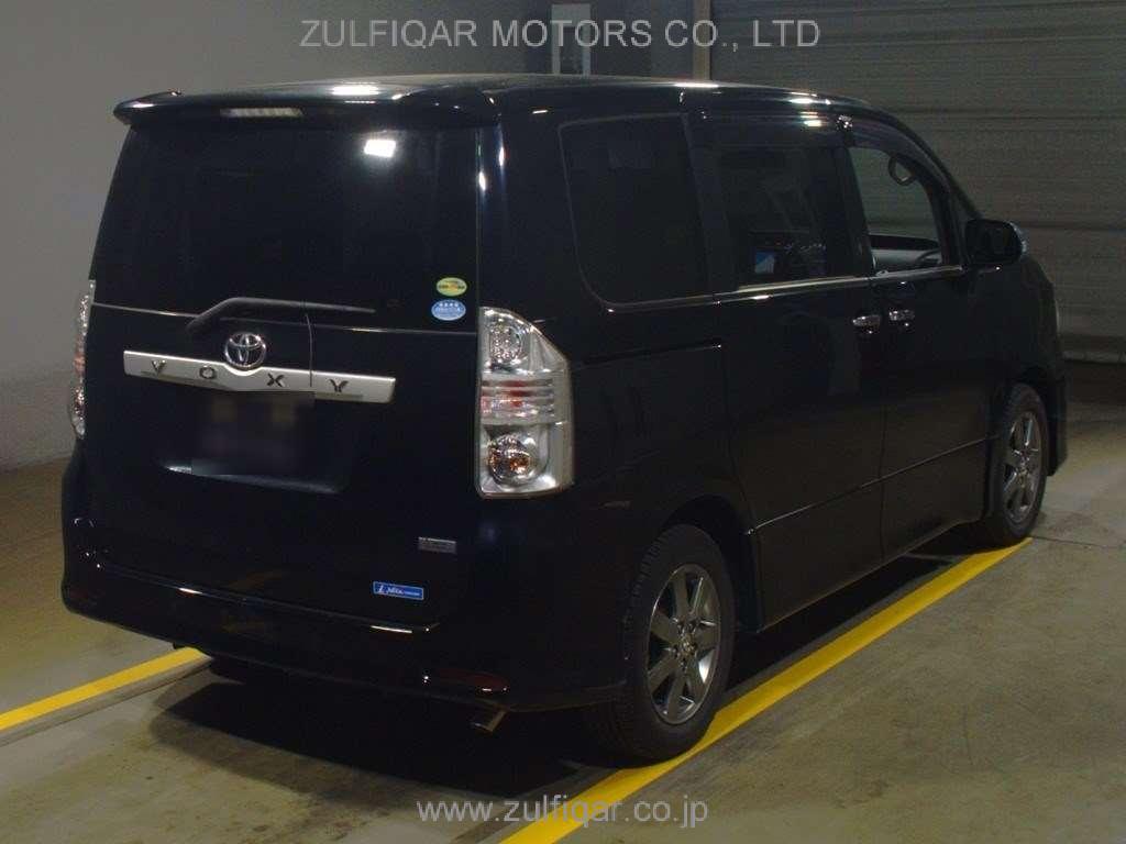 TOYOTA VOXY 2009 Image 2