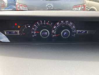 TOYOTA VOXY 2009 Image 11