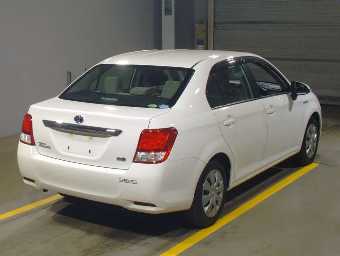 TOYOTA COROLLA AXIO 2015 Image 2