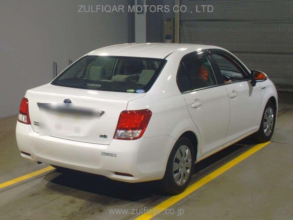 TOYOTA COROLLA AXIO 2015 Image 2